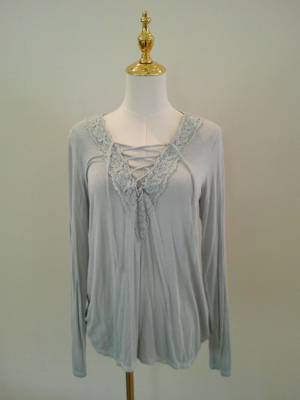 American Eagle Soft & Sexy Light Blue Long Sleeve Shirt Medium